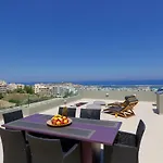 Stelios Penthouse Daire *