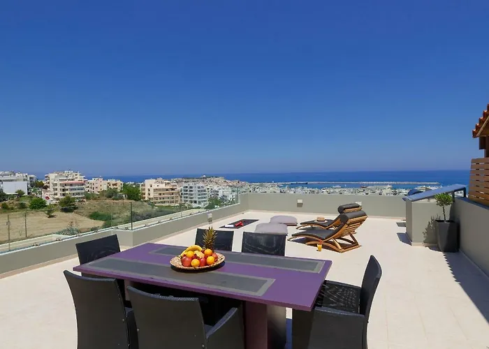 Stelios Penthouse Apartment *